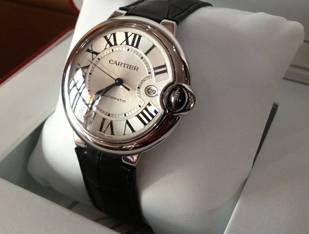 1,卡地亚蓝气球系列自动机械男表,这是卡地亚腕表中